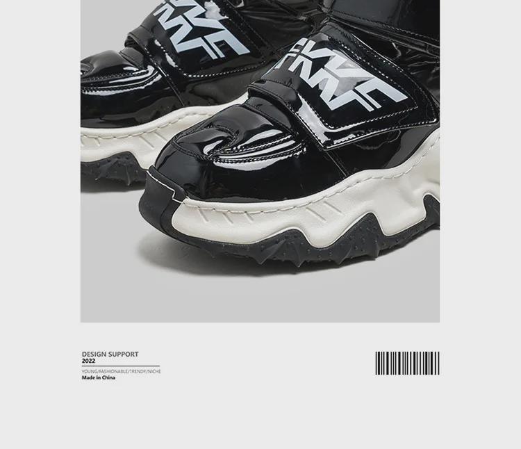 Pánské zimní vysoké sněhule se silnou podrážkou: Trendy boty pro tátu zvyšující výšku