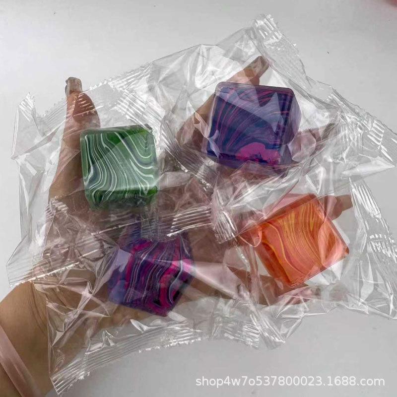 Nee Doh Eiswürfel Malzose Dekompressionsspielzeug Eiswürfel Fidget Spielzeug Quetschspielzeug Anti-Stress Sensorisches Spielzeug Kneifen Für Kinder Erwachsene Geschenk