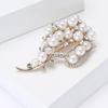 Delicate Alloy Diamond-Encrusted Pearl Brooch Temperament High-End Women'S Cardigan Coat Corsage Jewelry Pin