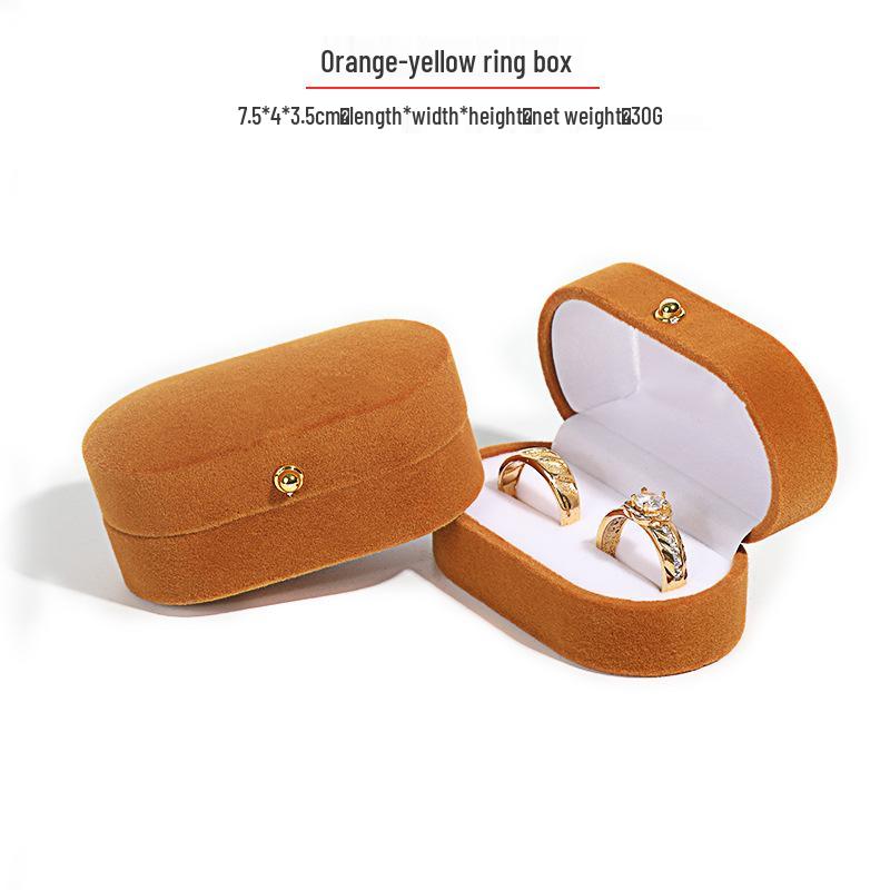 Velvet Jewelry Box: Elegant Gift Box for Rings, Necklaces, and Pendants with Gold Buckle