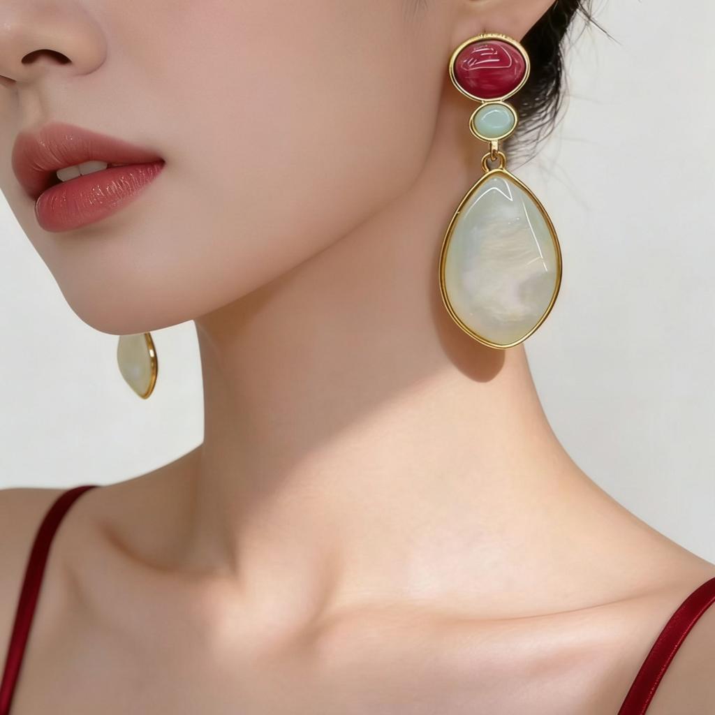 Retro Hong Kong Style Palace Style Vintage Vintage Geometric Polygonal Water Drop Pendant Earrings