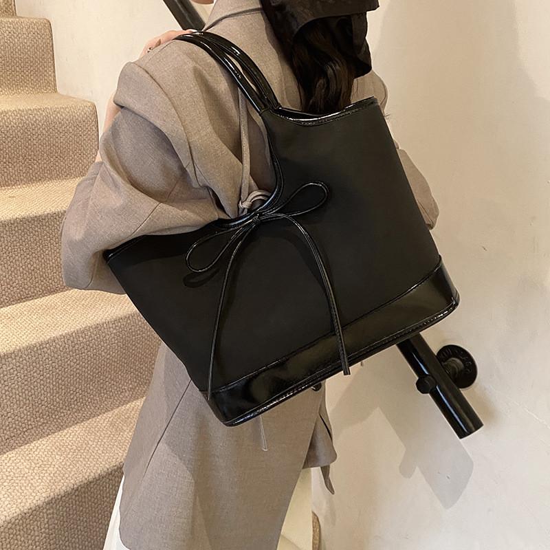 Elegant Color Block Bowknot Large Tote Bag Stylish Pu Shoulder Bag For Everyday Use