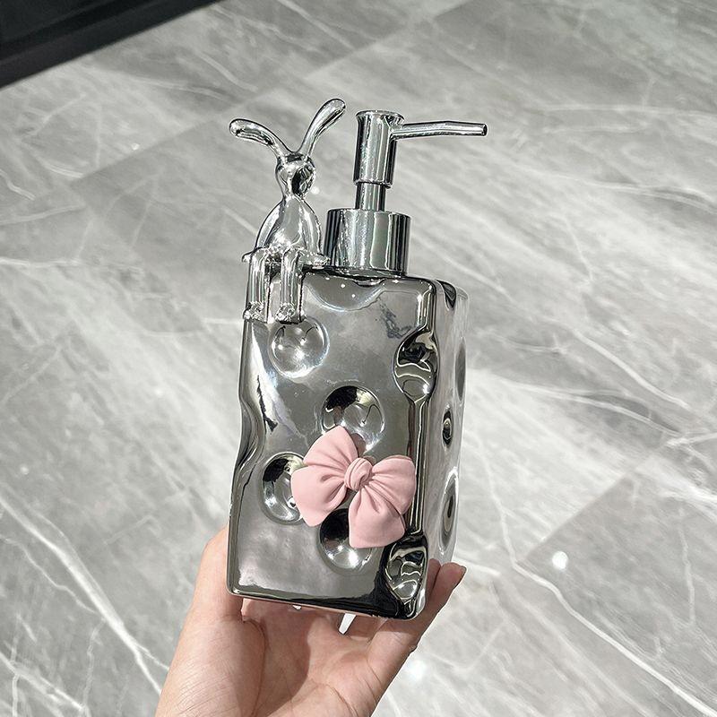 Bow Ceramic Lotion Bottle Silver Rabbit Soap Container Bathroom Accessories High-grade Makeup Remover Shampoo Storage Bottle New