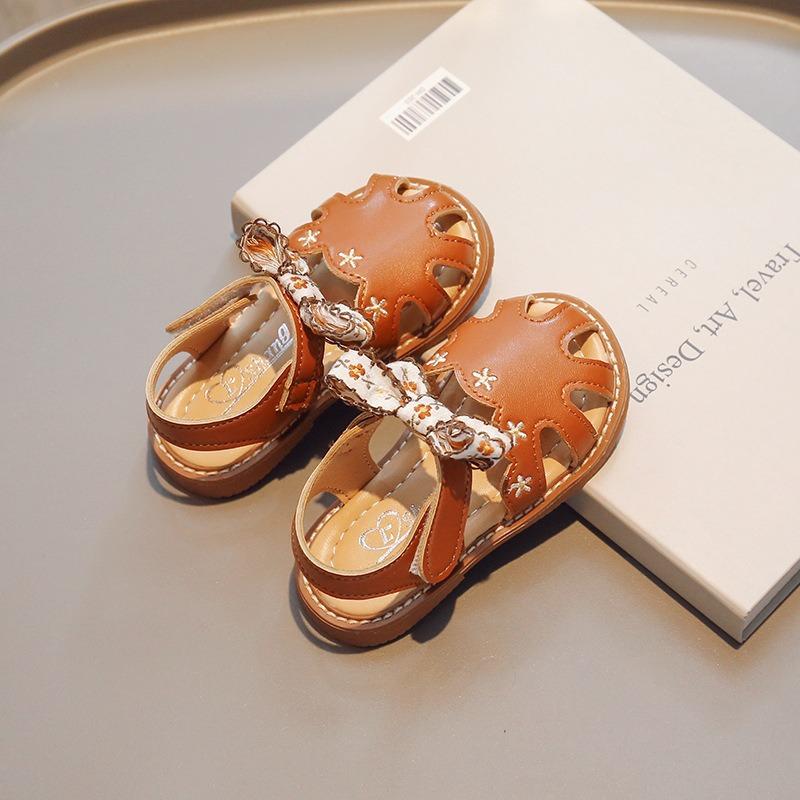 New Summer Girls' Closed-Toe Sandals - Floral Print Princess Shoes with Soft Sole, Country Style for Little Girls