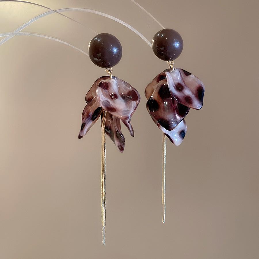 Vintage Ethnic Silver Needle Diamond Inlaid Round Flower Acrylic Resin Stud Earrings for Women