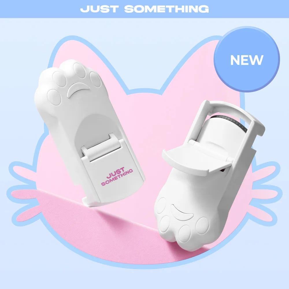 JUST SOMETHING Mini Heating Eyelash Curler