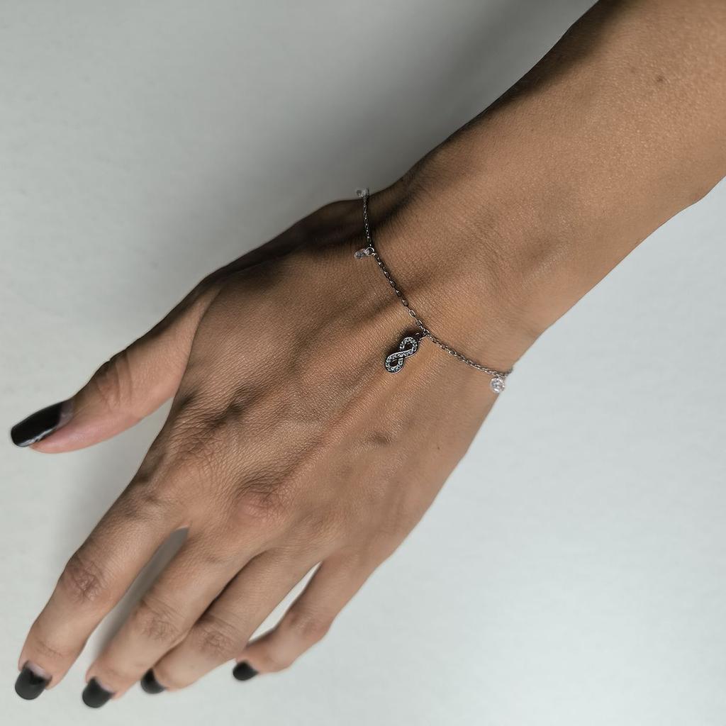 Srebrna bransoletka z cyrkoniami, waga produktu 1,85 g (2186977)