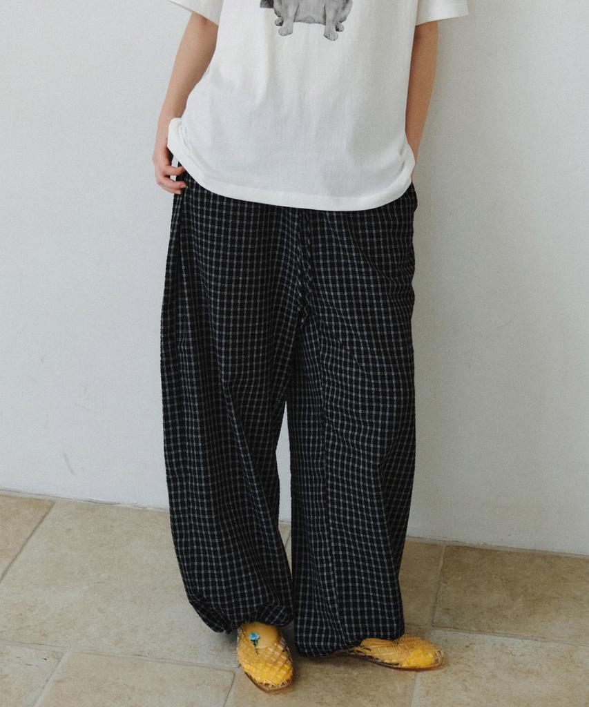 MAIS Seersucker Banding Balloon Pants / Black