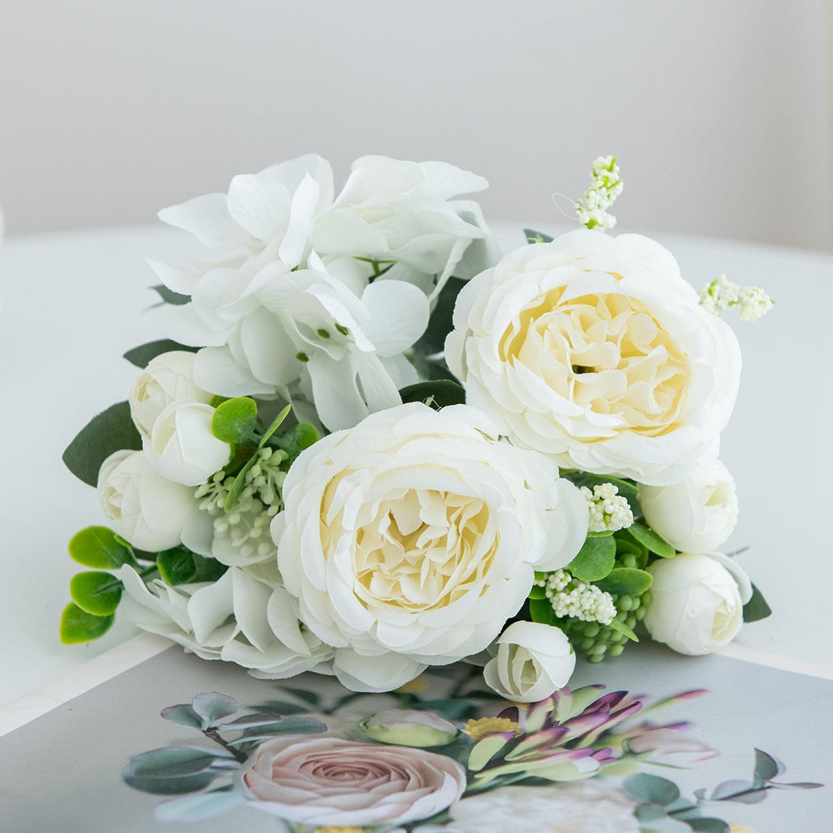 White Green Artificial Flower Bouquet, Fake Silk Roses & Peony with Eucalyptus for Home Wedding Decor белый