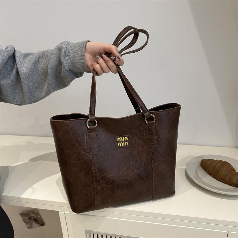 Stylish Sleek And Color Block Tote Handbag For Women Perfect For Daily Commuting Needs