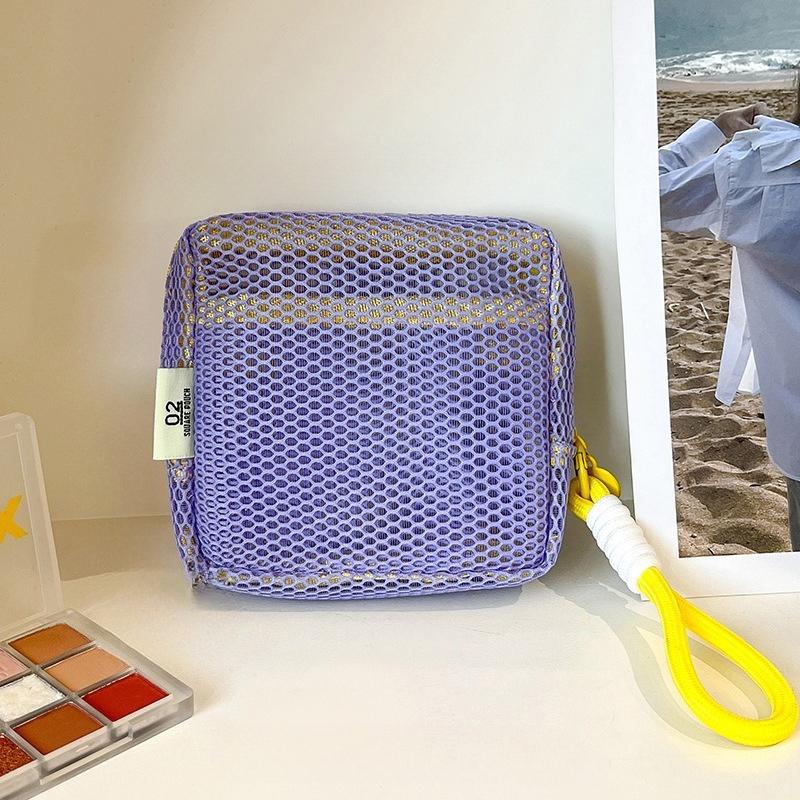 1Pc Dopamine Grid Tofu Bag Travel Portable Storage Bag Mesh Small Cosmetic Bag Lipstick Carry-on Small Square Bag