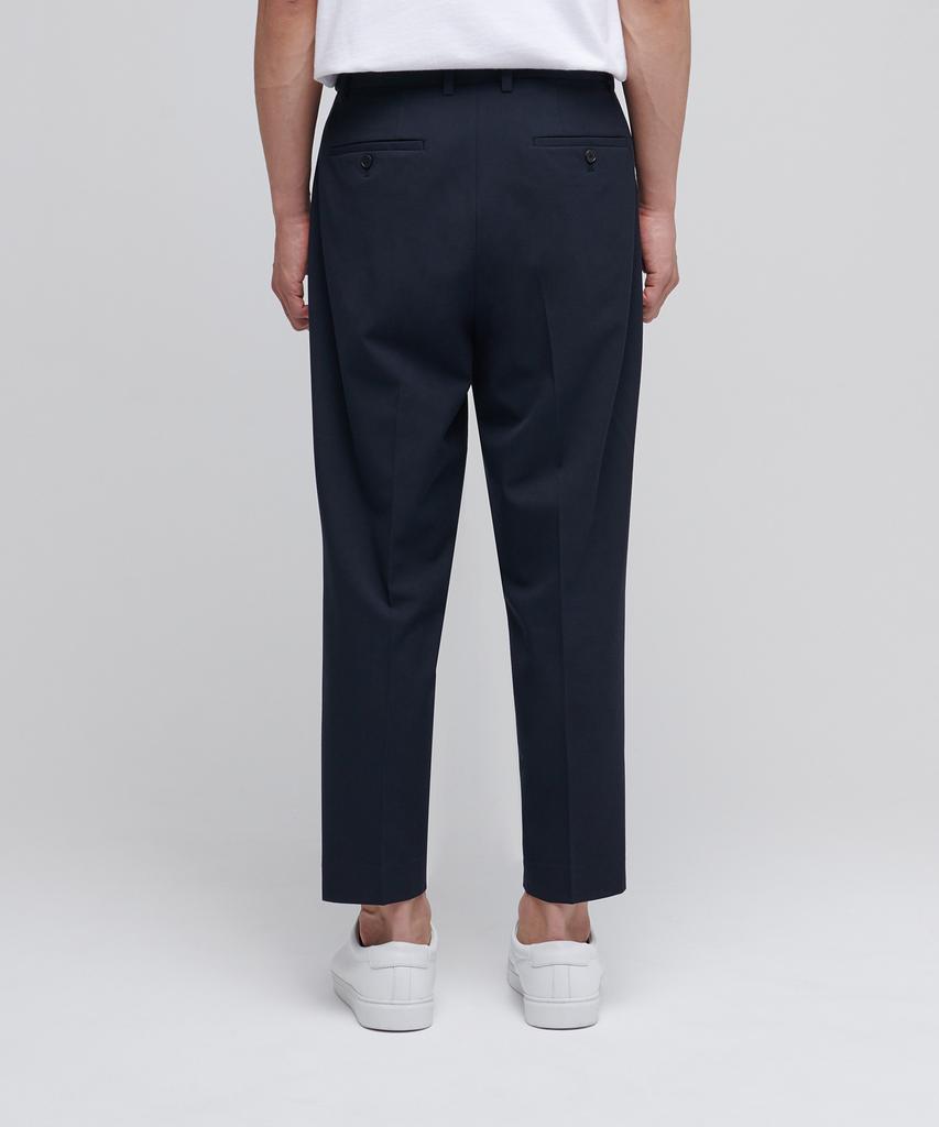 Musinsa Standard Carrot Hidden Banding Crop Slacks [Navy]