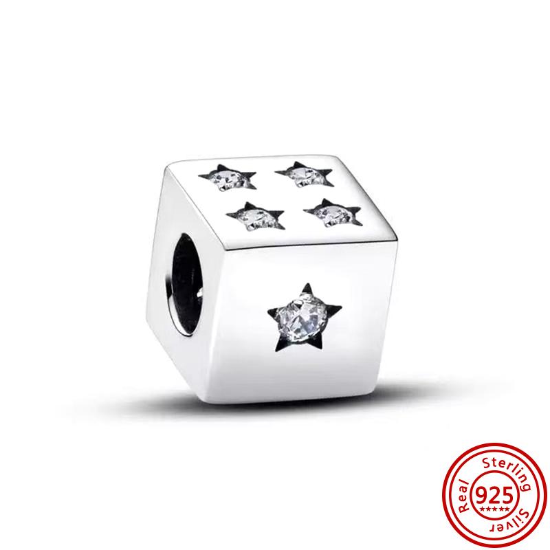 

Новый Медь Стерлингового серебра 925 Красное Сердце Замочная скважина Навесной замок Ключ Луна Солнце Любовь Семья Бусины Подходят для Оригинального Шарм-браслета Pantaro DIY Циркон 3mm-4mm