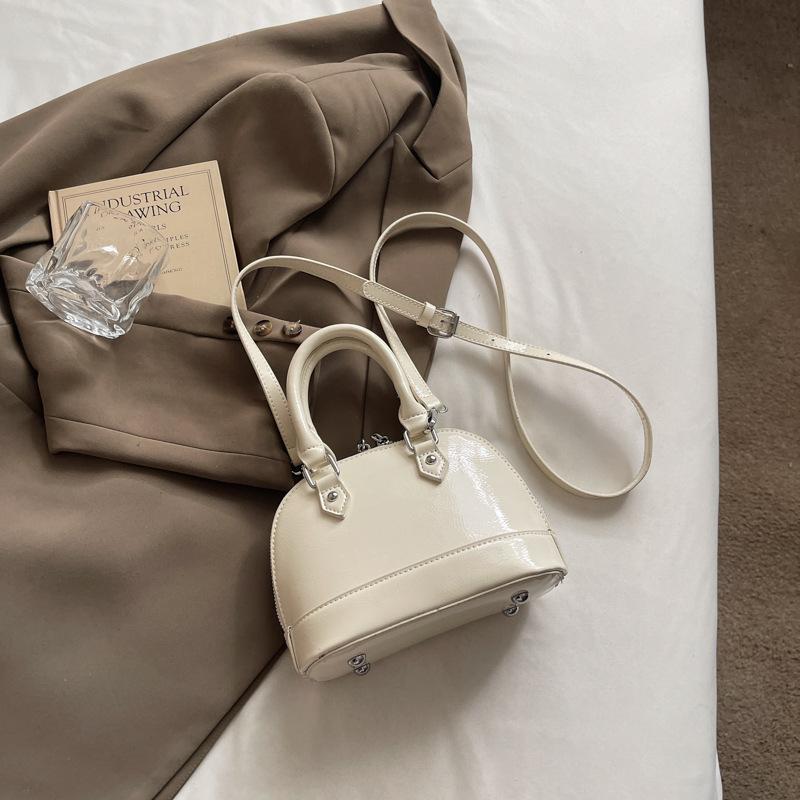 Bag Women 2025 Summer New Fashion Retro Portable Shell Bag Simple Casual One Shoulder Crossbody Bag Women