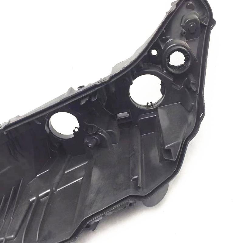 

Совместимая задняя часть/основание фары Citroen Sega & Triumph для старого хэтчбека/седана Sega Premium, Driver s Side (Left)