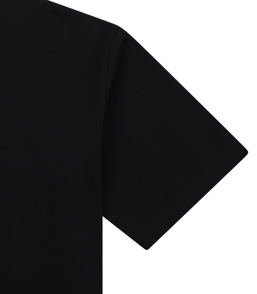 Beulluing Blueing Blur Logo Graphic Tee [Black]