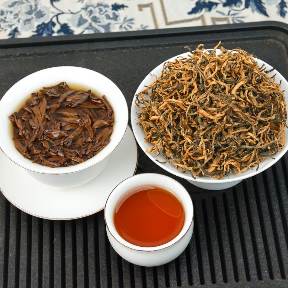 Yunnan Fengqing tea, black tea wholesale ancient tree self-sold tea, gift box gift New Year's goods big golden needle Dianhong tea