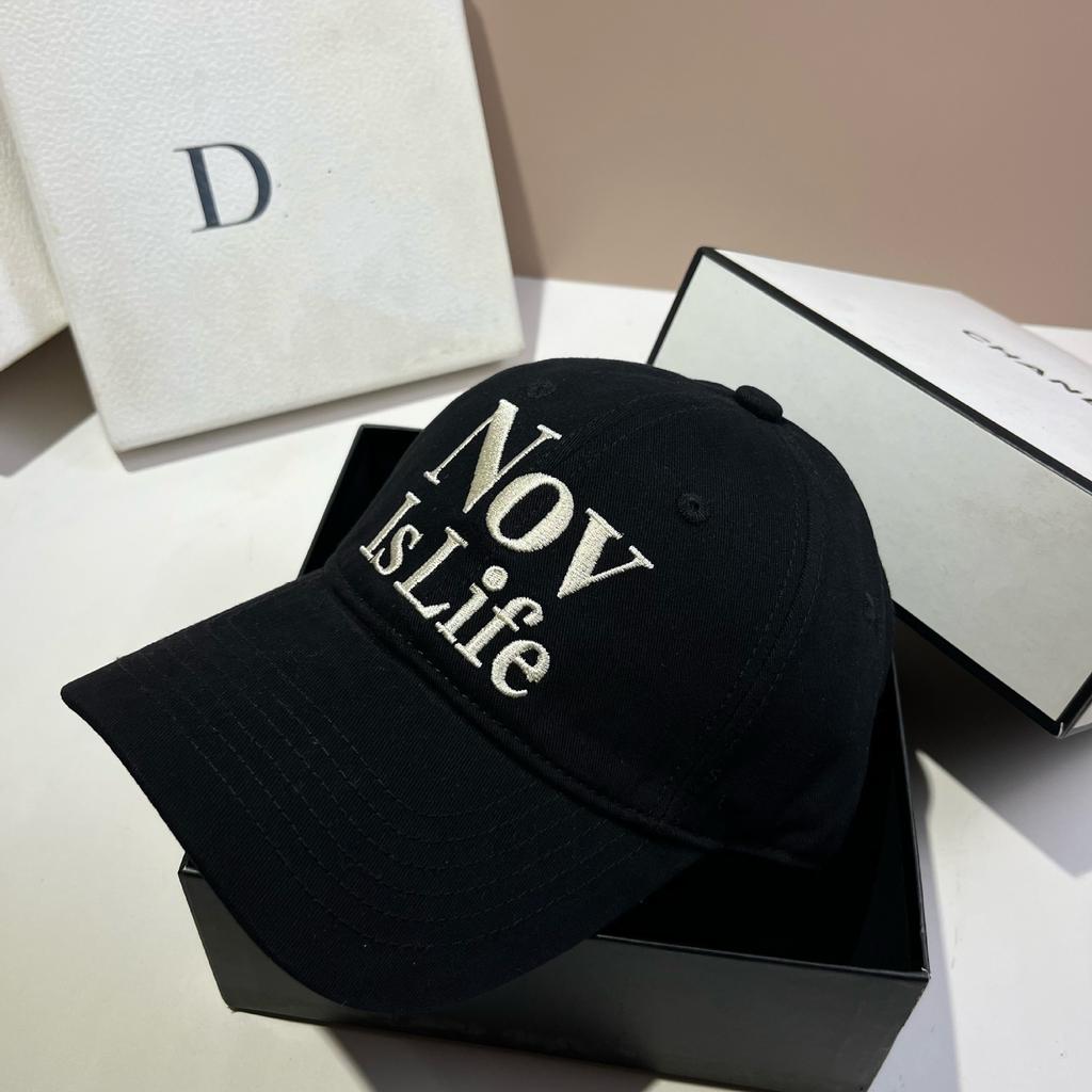Guangzhou Alphabet Baseball Cap Simple Daily Versatile Age-Reducing Casual Cap Student Hat
