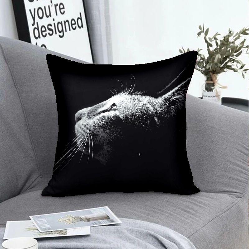 Black and White Personality Lion Pillowcase In The Wind Student Room Decorative Pillow Sofa Cushion Cover Boys Pillow Cover