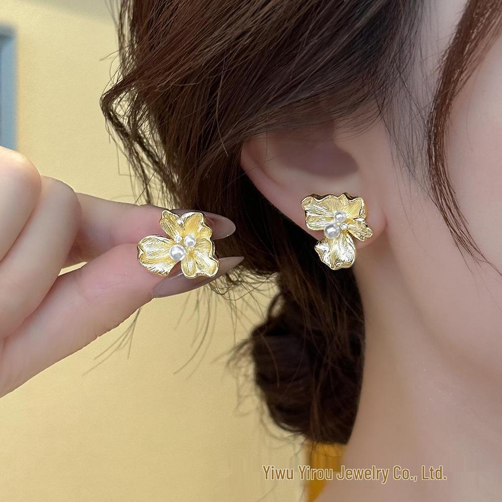 Luxury Pearl Flower Stud Earrings for Women - Irregular Three-Dimensional Design