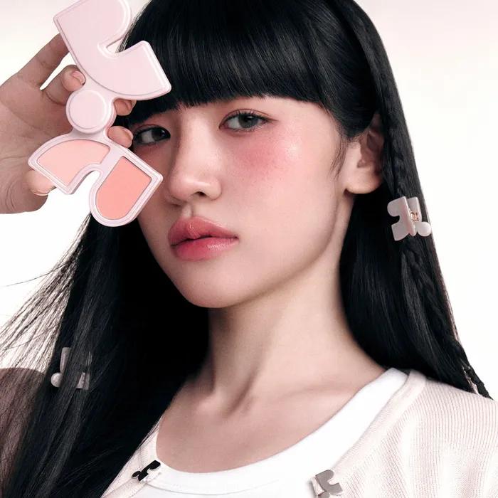 

Многофункциональные румяна-пудра 04 Rosy Latte