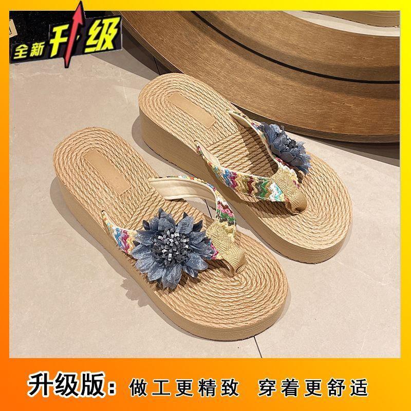Holiday flower slippers women's 2025 summer new outer wear versatile comfortable lightweight height increase fashionable flip-flops women