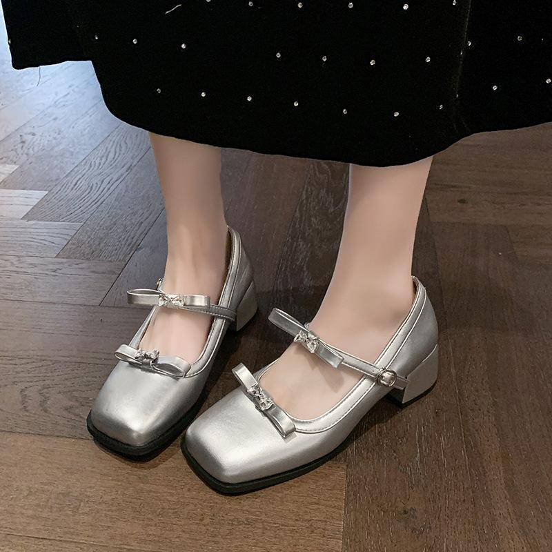 New Square Head Single Shoes Women's Thick Heel One-word Buckle Light Mouth Bow Small Leather Shoes Niche