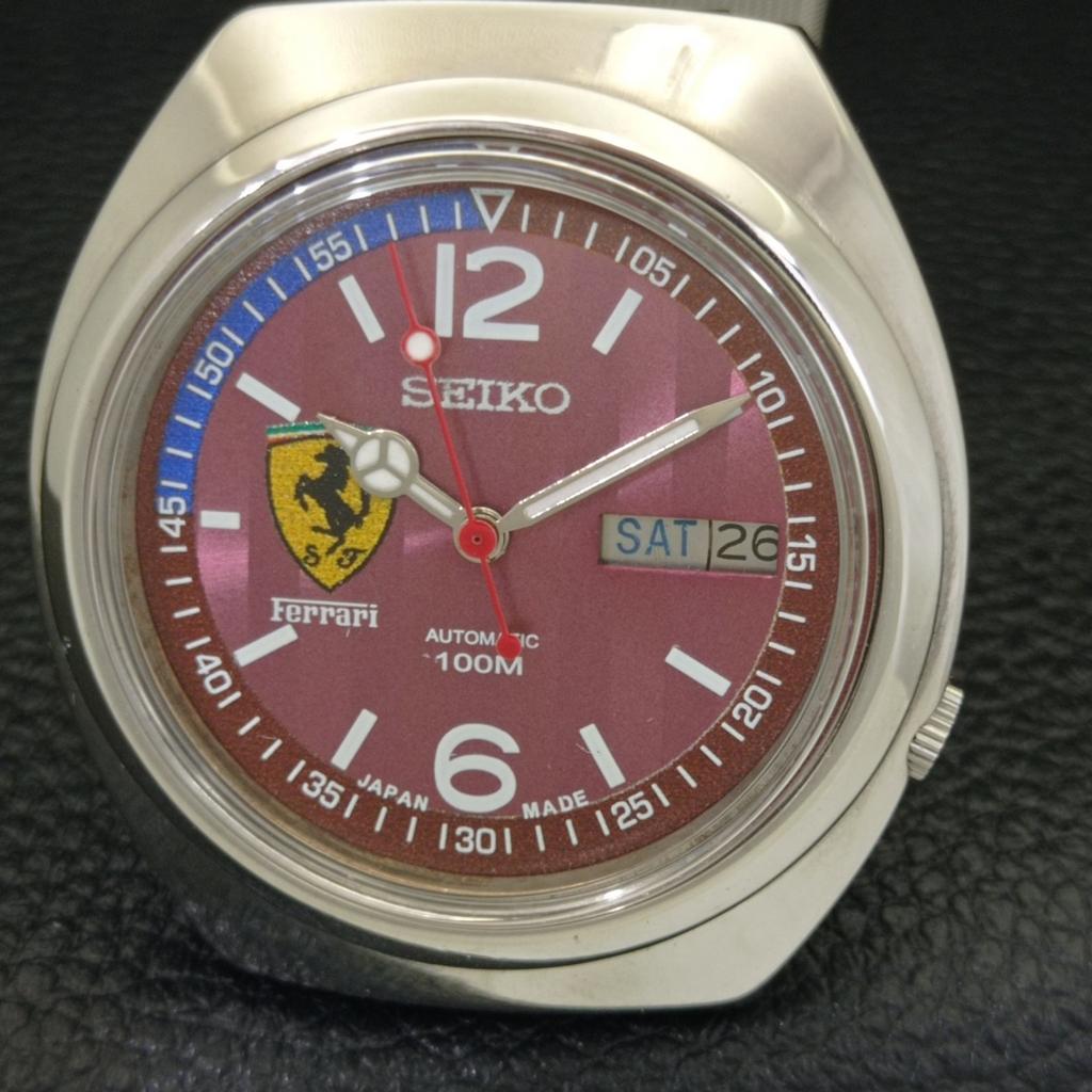 SEIKO AUTOMATIC VINTAGE 7009A JAPAN MENS FERRARI DIAL WATCH a700405-5
