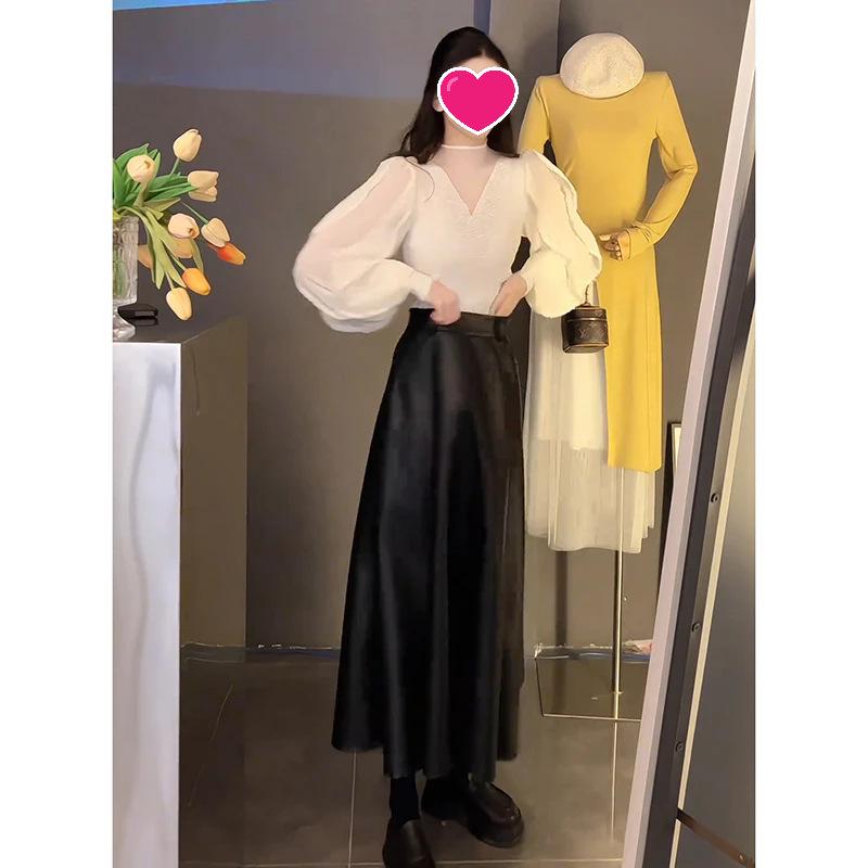 

Sweet & Spicy Autumn/Winter Outfit - Women s 2025 Collection: Chic Top & High-Waisted Hip-Covering Skirt L (105-115 lbs)