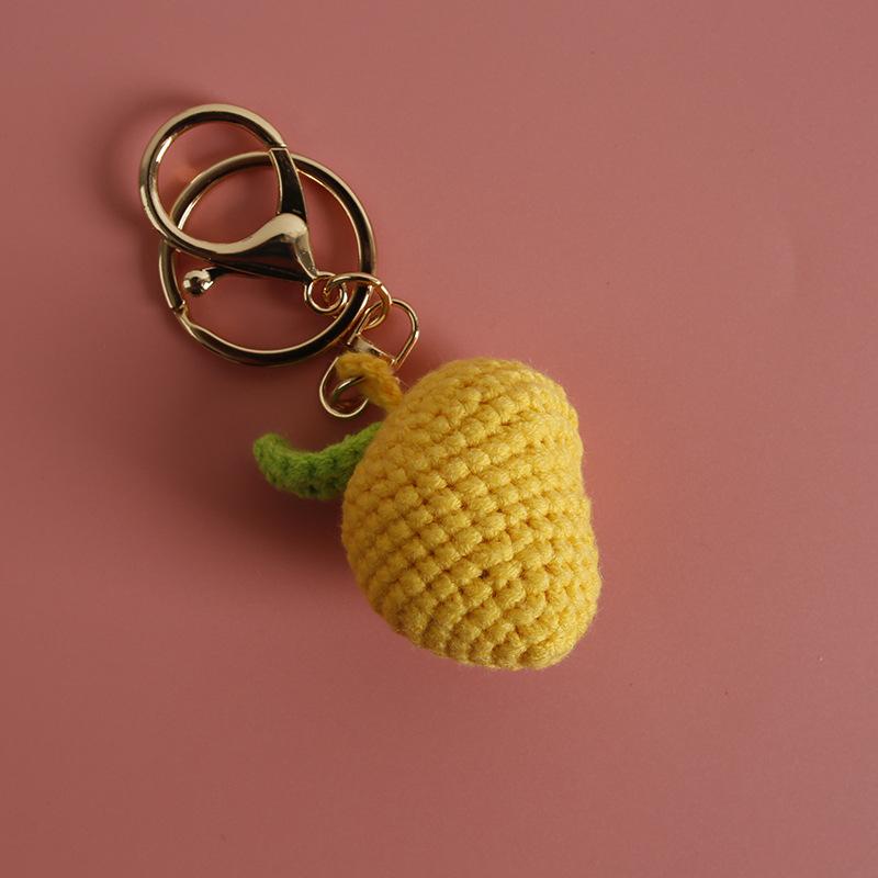 Cute Fruit Series Crochet Keychain Handmaking Knitted Fruit Keyrings For Bag Pendant Keychain Custom Accessories