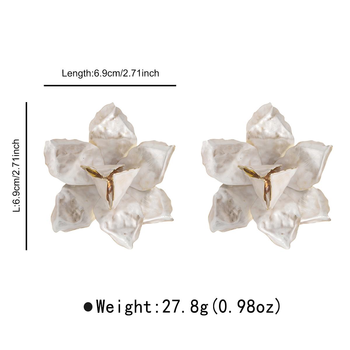 

New Pleated Multi Layer Oil Drip Flower Earrings High Grade Alloy Earrings Unique Ear Jewelry For Women Fashion белый