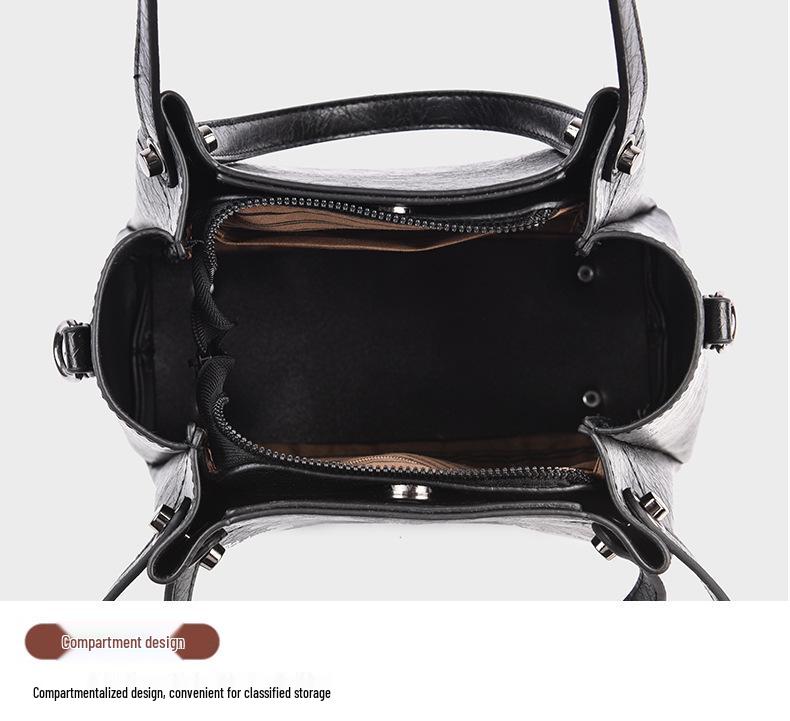 High-End Versatile Retro Women's Large Capacity Bucket Handbag - Winter Style Single Shoulder Crossbody
