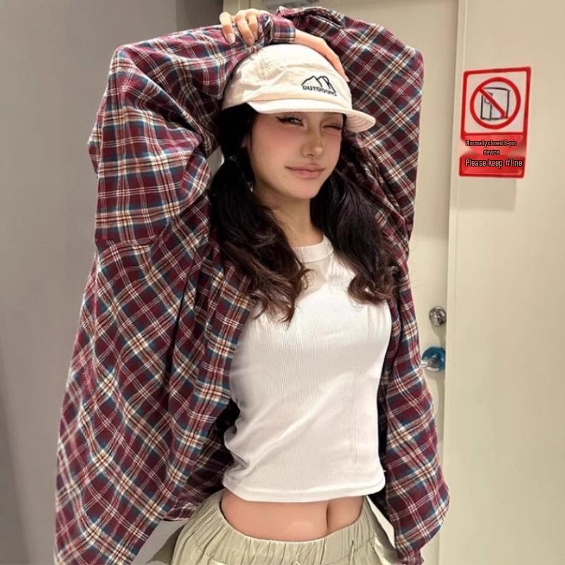 

Men s 2025 Retro Red Plaid Long Sleeve Sunscreen Jacket XXL