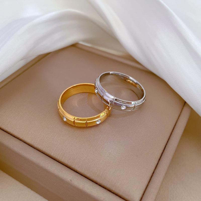 No Fading, Minimalist Geometry, Titanium Steel, Cold Wind Dancing Ring, Men And Women'S Tide Personality Simple Index Finger Ring