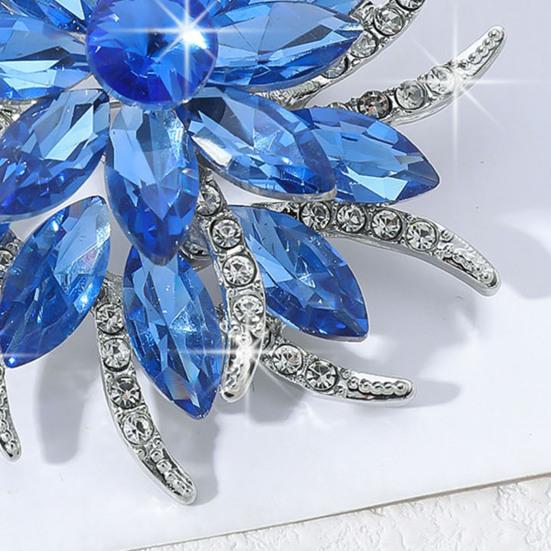Women Flower Badge Shape Sparkling Rhinestones Brooch Clothing Decoration