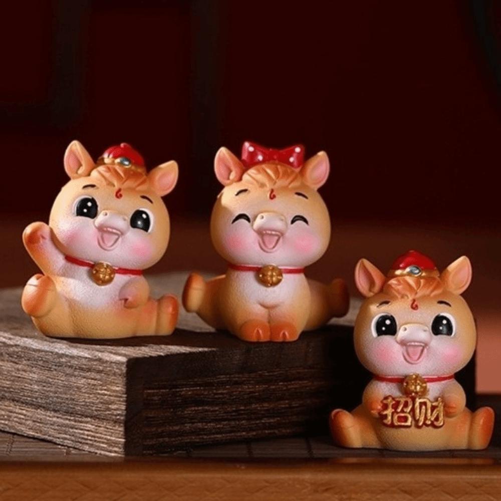 Lifelike 2026 Horse Year Figurines Resin Horse Statue Zodiac Horse Mascot  New Year Gift