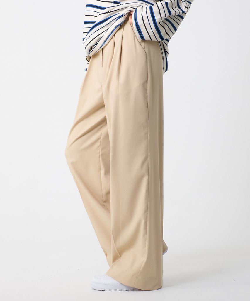 UNKNOWN PLANET Double-Pleat Slacks Beige