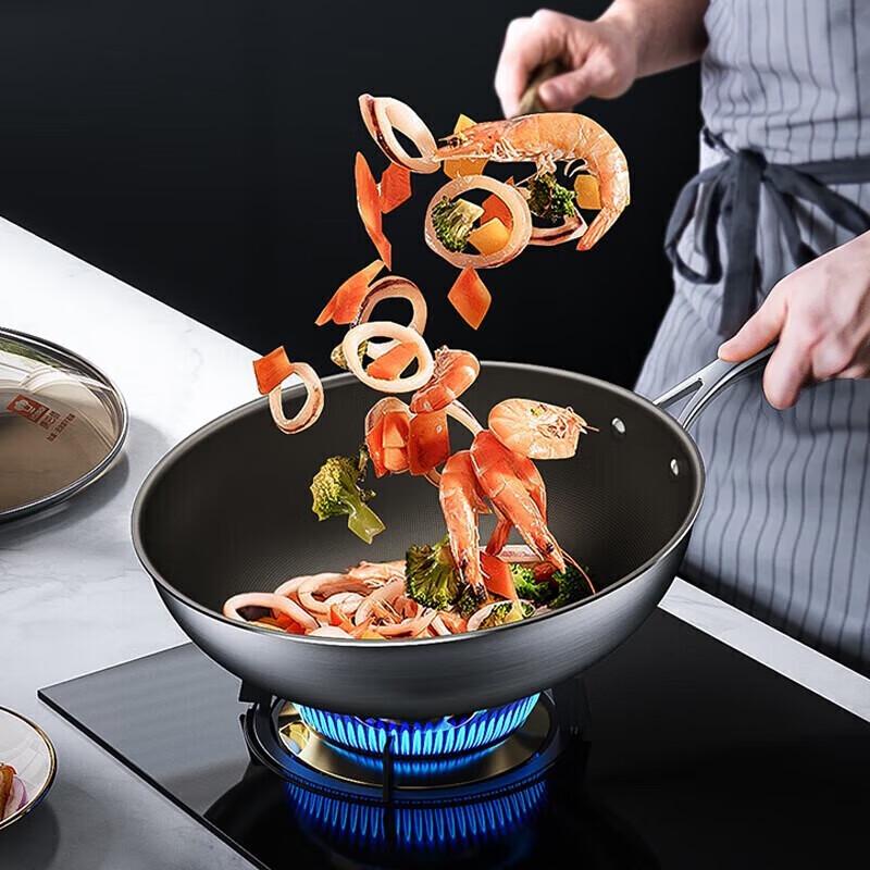 Kangbach KGT-C32D Titanium Non-stick Wok