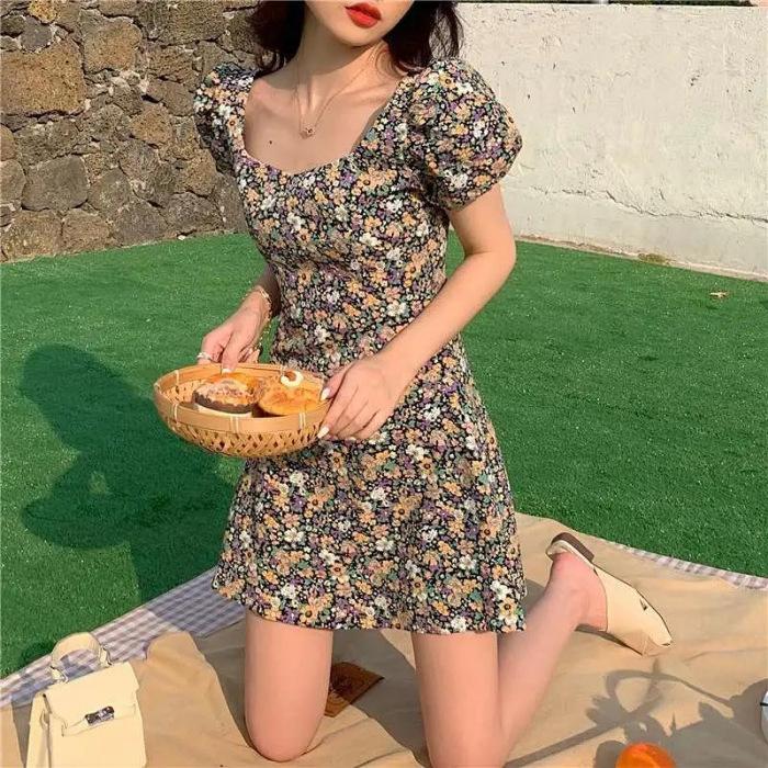 Summer new square collar waist small slim dress French bubble sleeve floral short skirt women