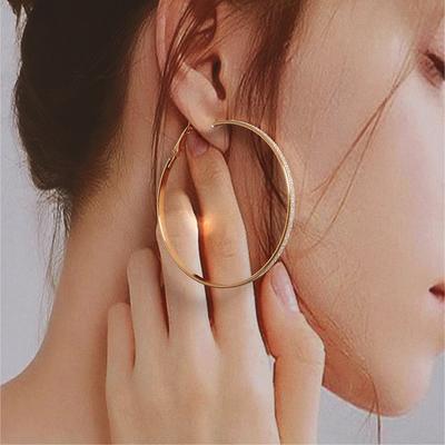 Simple and Exaggerated Large Circle Earrings Fashion Geometric Rings Shiny Frosted Women's Earrings