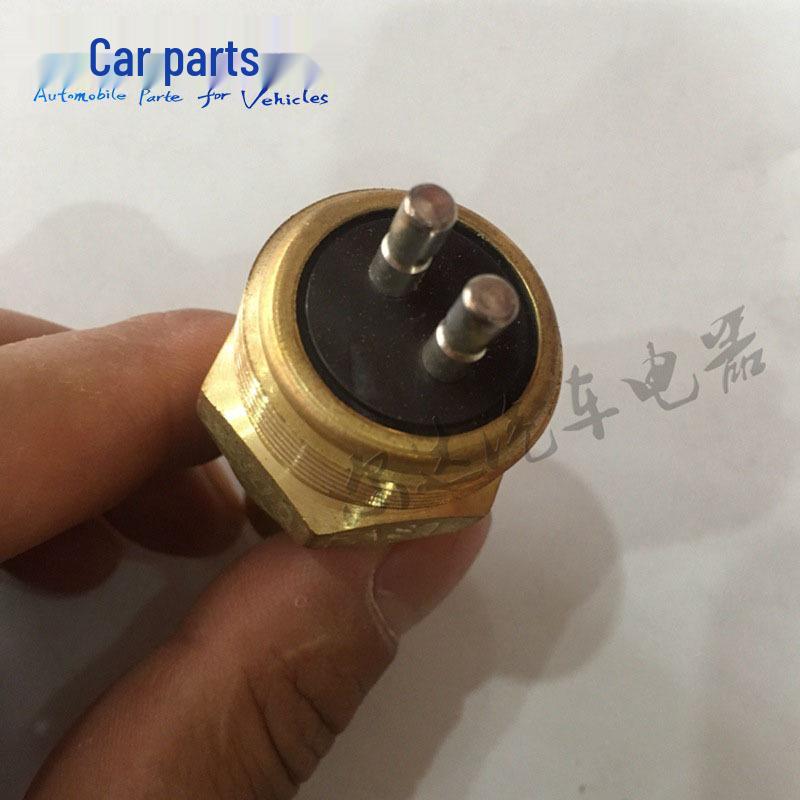 Spínač zpátečky pro Dongfeng Auman Steyr Delong Rychlostní převodovka 0068-1