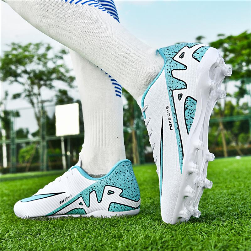 Manufacturer football shoes low-top football shoes AG long nails TF broken nails grass training shoes non-slip and wear-resistant
