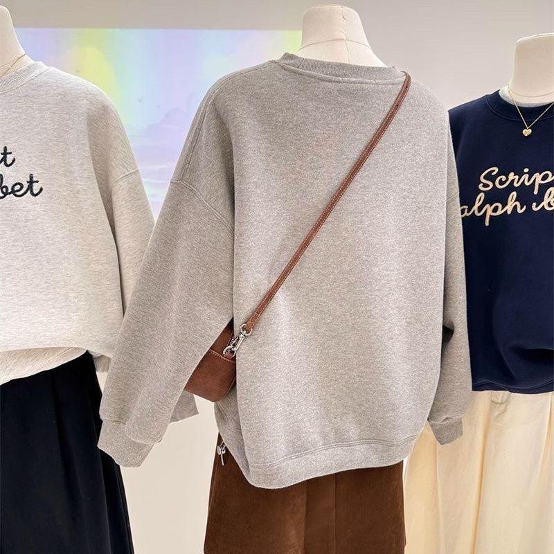 Women's Gray Fleece-Lined Retro Sweatshirt - Cozy, Loose, Versatile Pullover for Autumn and Winter