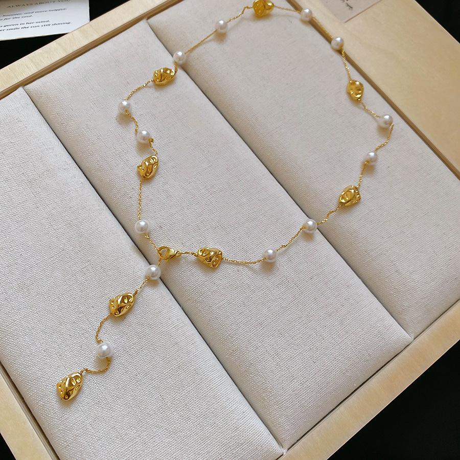 Ethnic Style Irregular Beaded Crystal Beaded Necklace Women's Clavicle Chain Holiday Style Necklace