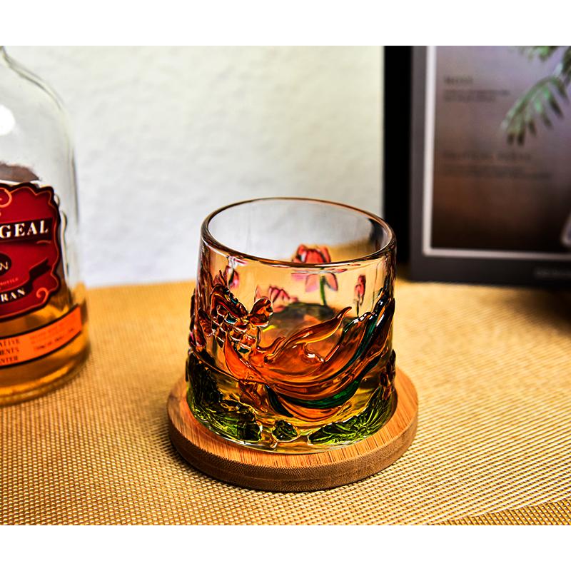 Creative relief painted country tide wind koi fish rotating tumbler whiskey wine glass crystal glass foreign wine cup