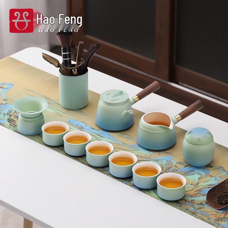 

Haofeng Classic Rivers and Mountains Ceramic Kung Fu Tea Set A-Style 17-piece Set without Tea Tray