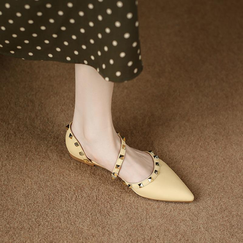 

2071-18 shoes women s 2025 new rivet bag head sandals summer shallow flat sole shoes advanced sense 39