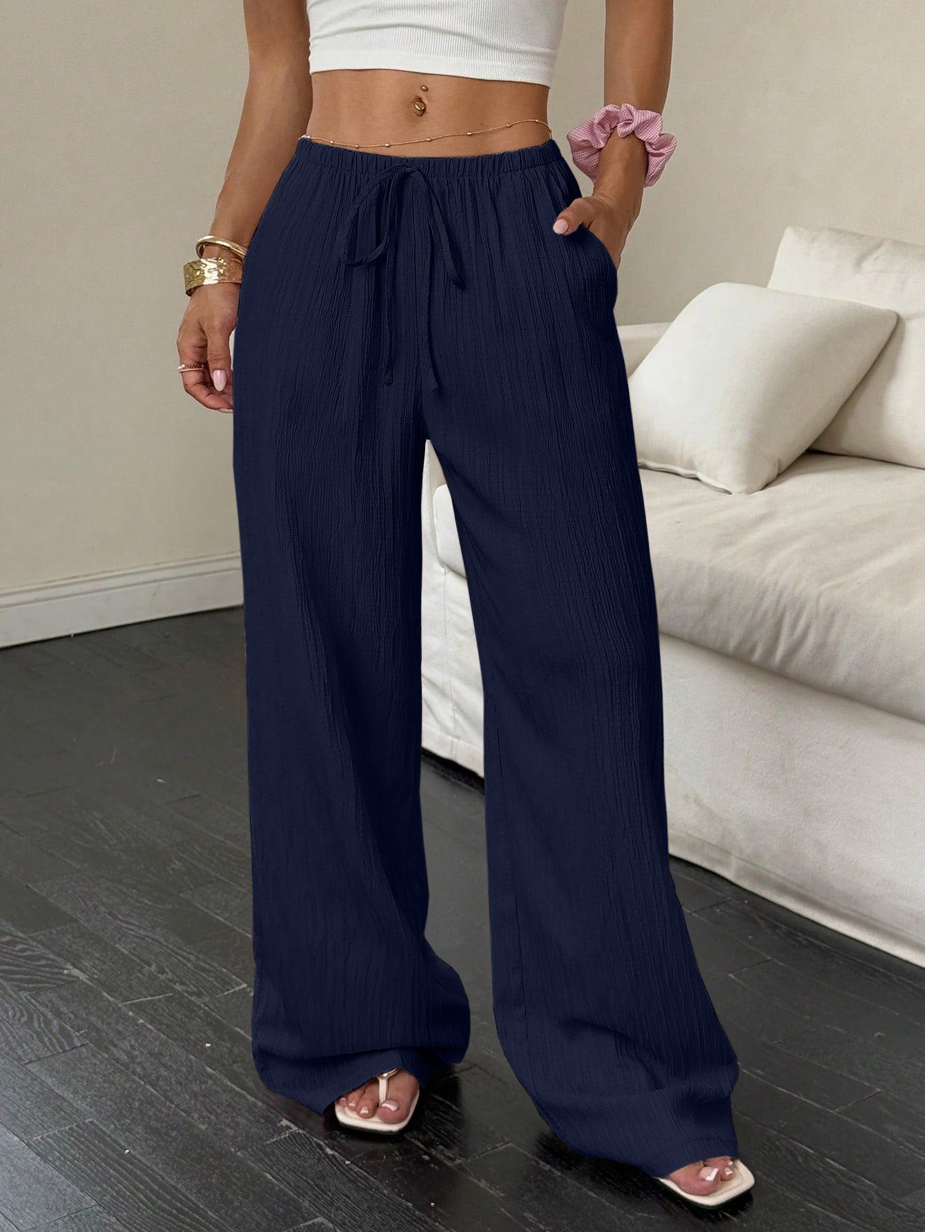 

2026 Women s Casual Wide-Leg Pants with Textured Fabric and Slanted Pockets Medium темно-синього кольору