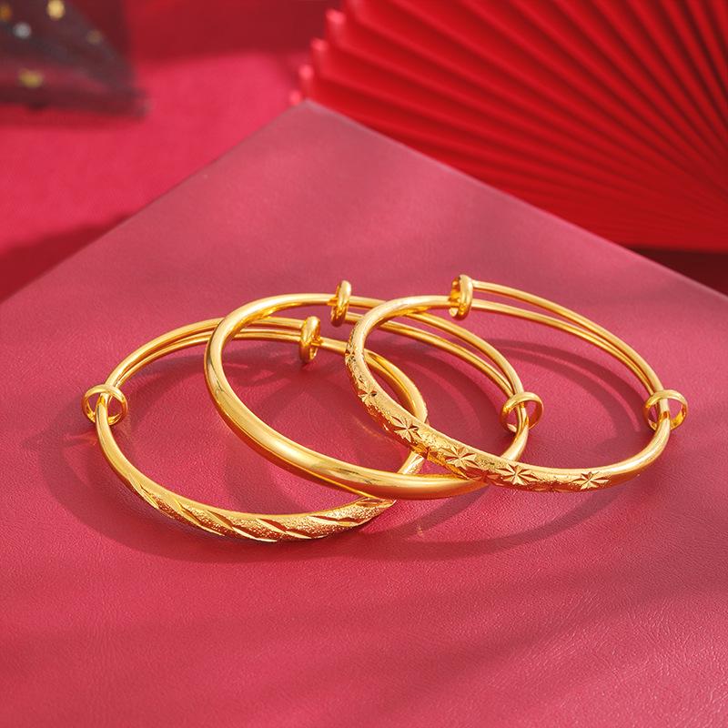 

Ladies High-End Four-Leaf Clover Gold-Tone Bracelet