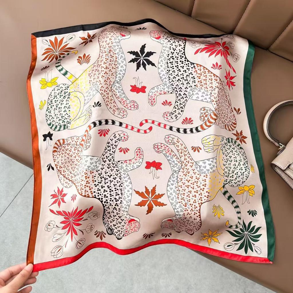 New Silk Silk Scarf Women's Spring Fashion Elegant Peony Plain Crepe Satin Silk Scarf 100% Mulberry Silk Square Scarf 53 Silk Scarf